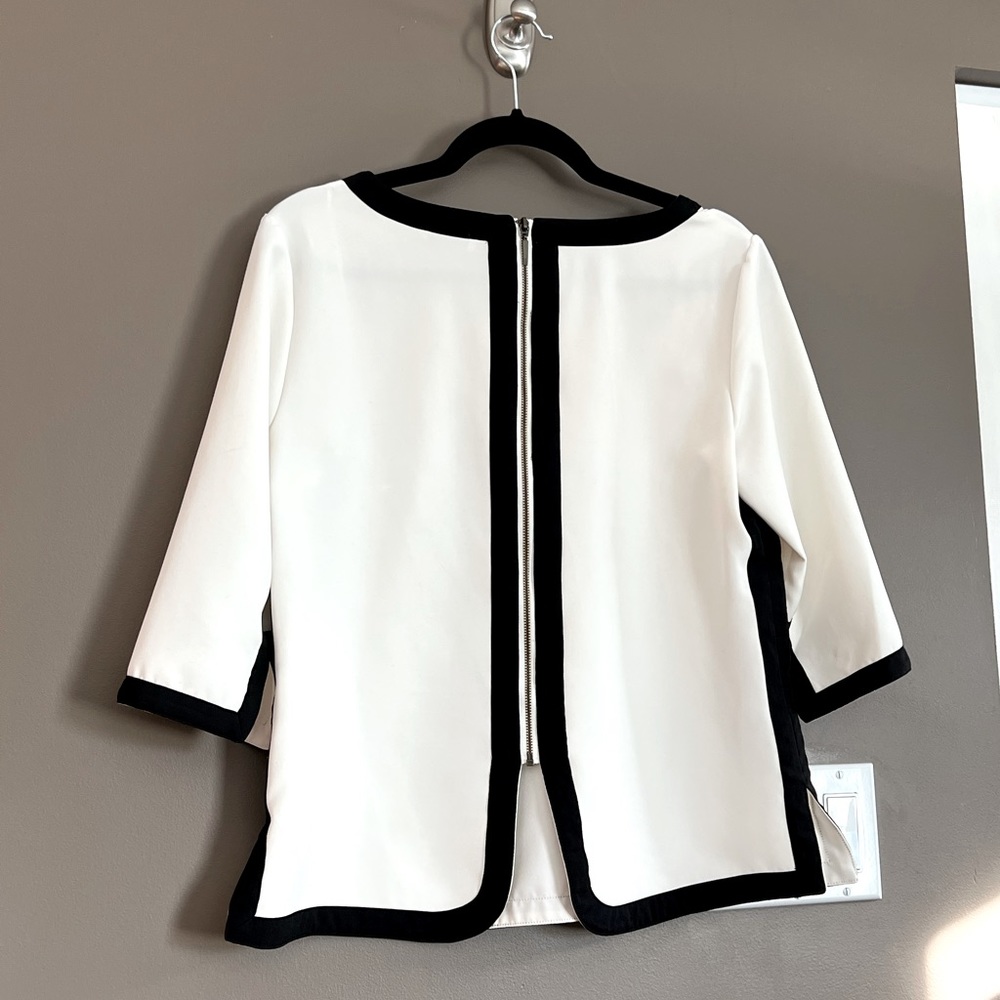 Ricki’s B&W Blouse
